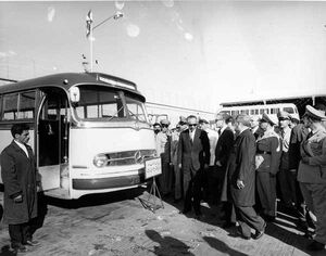 ShahanshahMadeIranAutobus1.jpg