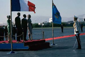 AryamehrGiscard d’EstaingDepartureMehrabadMehr2535c.jpg