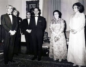 ShahanshahShahbanouPresidentArefReceptionHoveyda1345.jpg