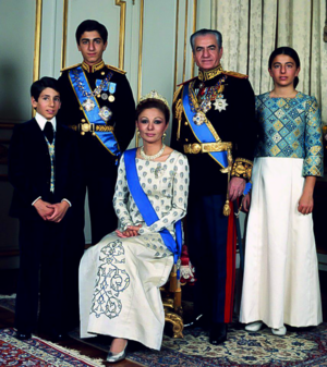 Royal Family 1.png