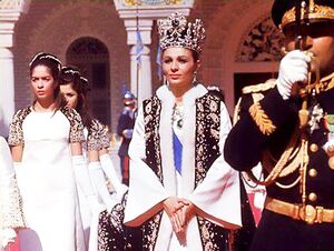 CoronationShahbanouFarahPahlavi3.jpg