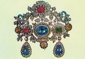 RoyalJewelleryIran6.jpg