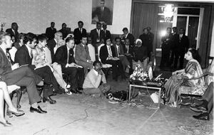 IndiraGandhiInterviewTehran1353.jpg