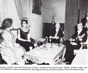 ShahanshahPersidentLuebkeTehran1342.jpg