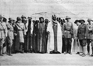 KhazalIbnSaudPercyCox1916Basra.jpg
