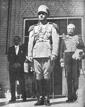 MohammadRezaPahlaviAlbalatPalastIraq.jpg