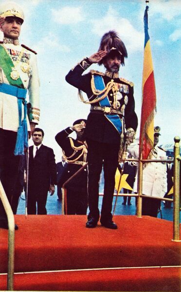 پرونده:ShahanshahAryamehrArrivalEthiopia13Khordad1347.jpg
