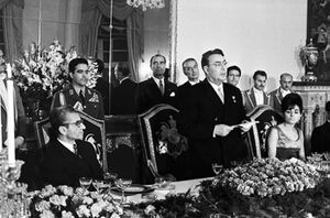 ShahanshahBrezhnevDinnerGolestanPalace25Abaan1342.jpg