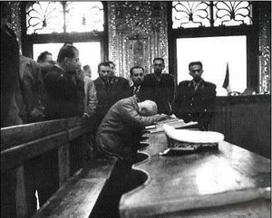 MossadeghTrial25p.jpg