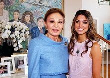 ShahbanouFarahPahlaviPrincessNourPahlavi.jpg