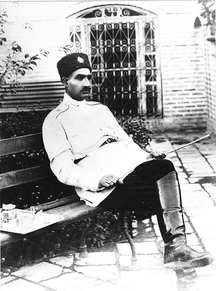 پرونده:RezaKhanWarMinister17.jpg