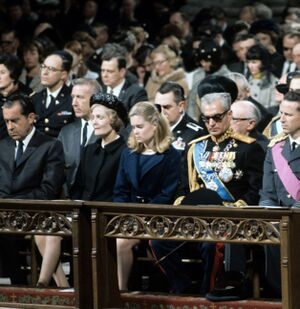 ShahanshahNIXONBaudouinKingBelgiumChurchCeremony1969.jpg
